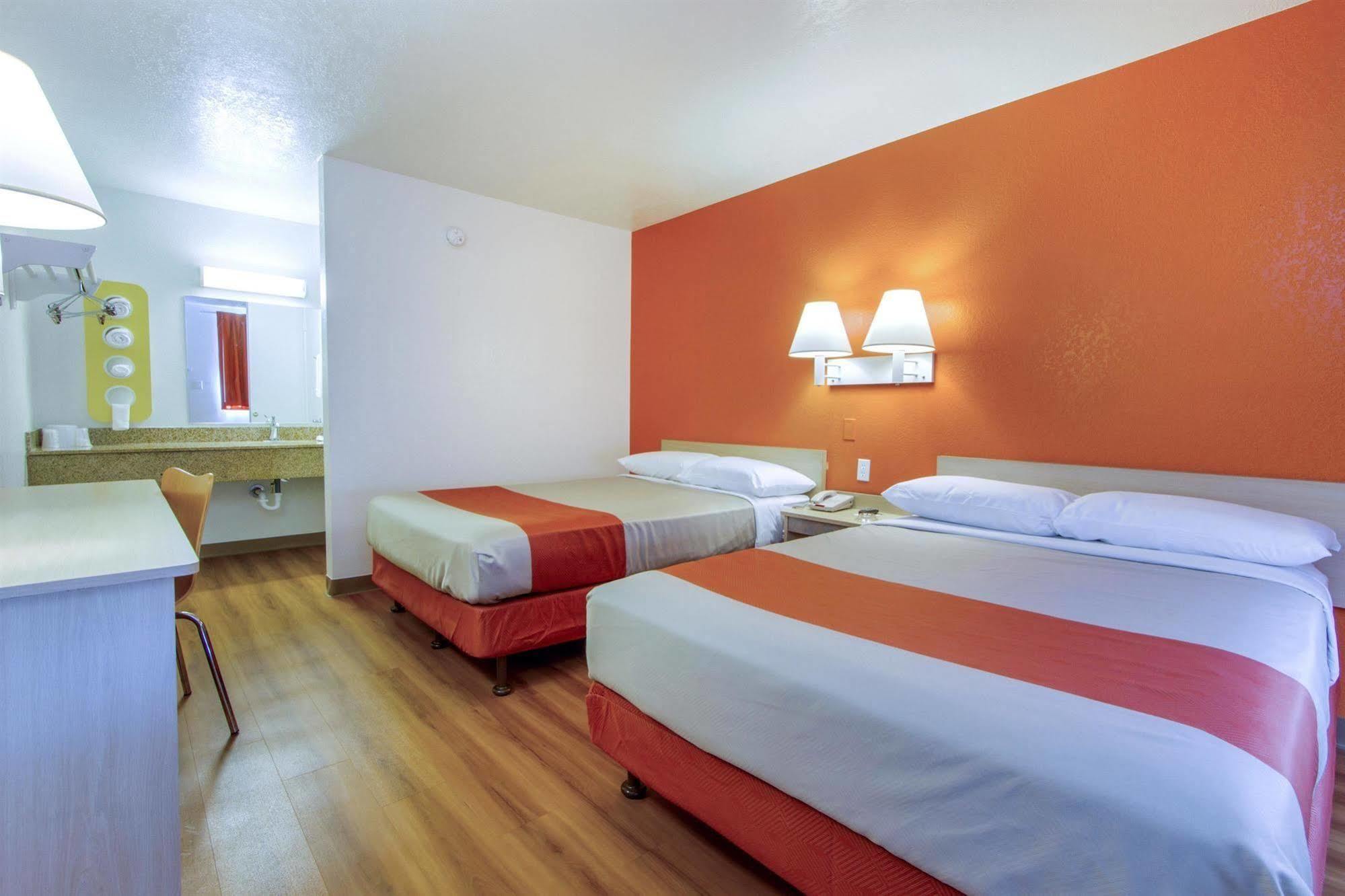 Phoenix Inn Kültér fotó