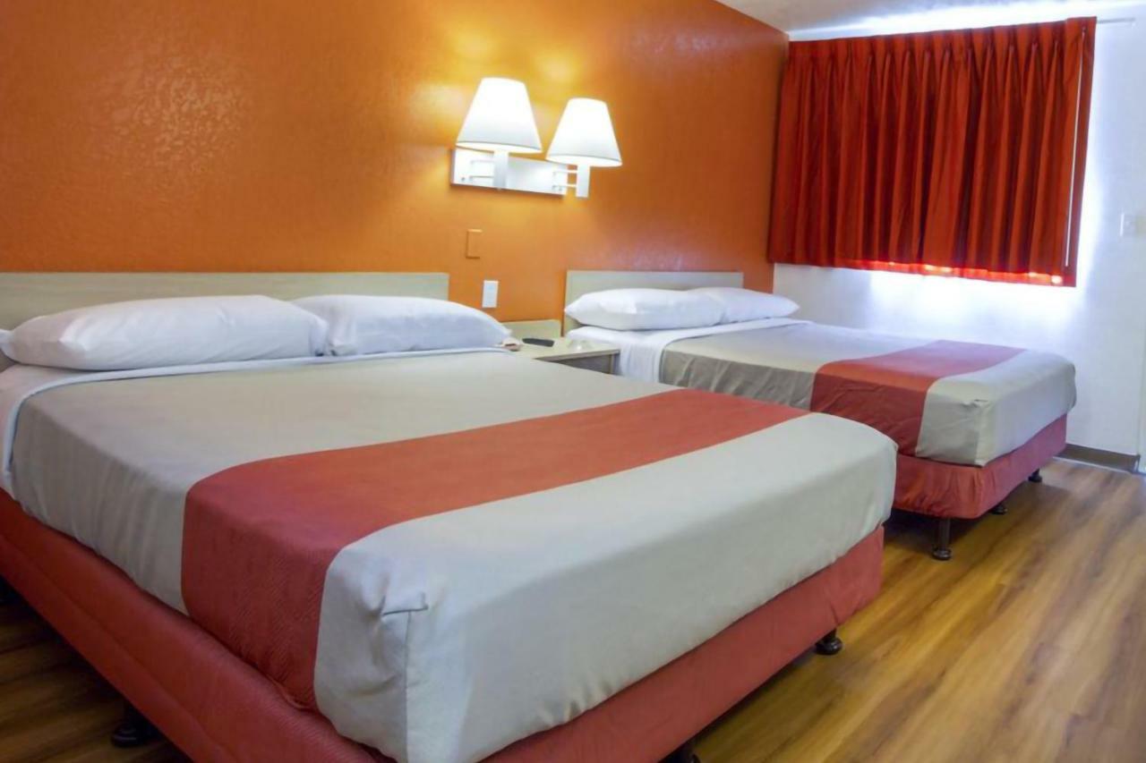 Phoenix Inn Kültér fotó